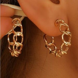Elegant Gold Chain Link Hoop Earrings